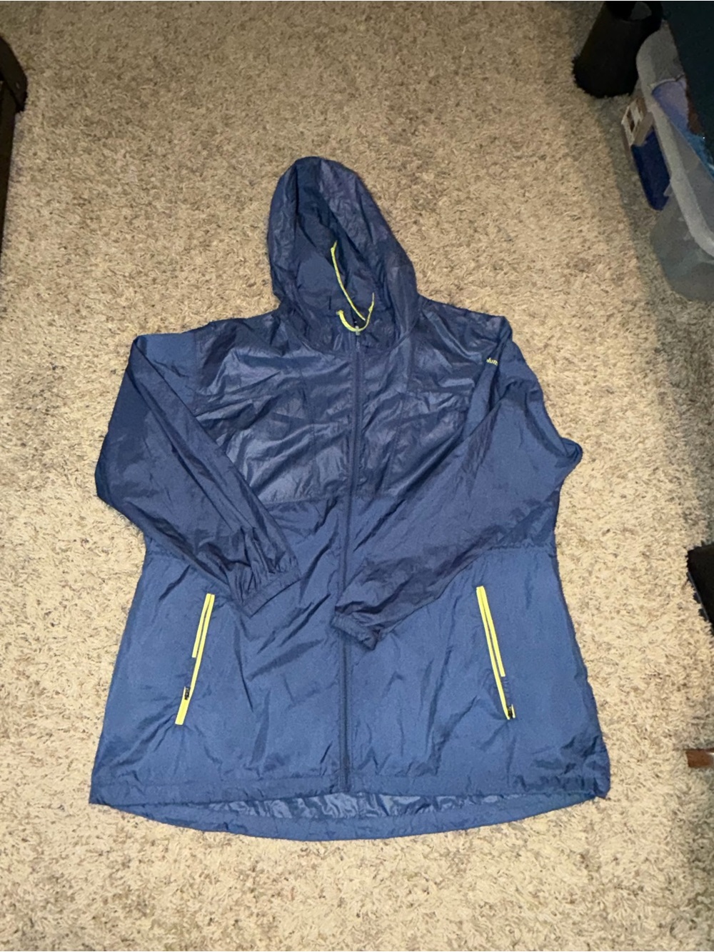 Women’s 2xl Columbia Navy Hooded Windbreaker Jacket with Yellow Accents